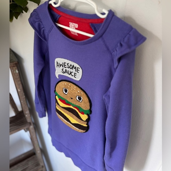🍔 “Awesome Sauce” Ruffle Raglan Dress — Size 6-7 💜✨ - Picture 7 of 7